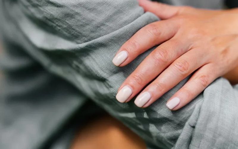 Delikatne Paznokcie Krótkie - 15 Eleganckich Stylizacji na Każdą Okazję