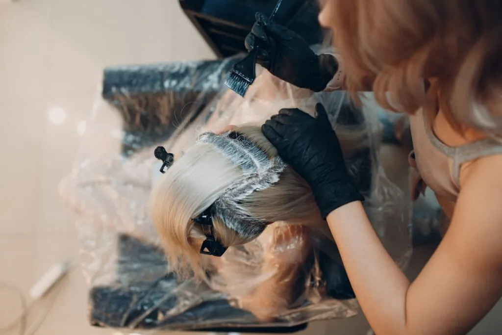 Miodowy Blond L’Oréal: Jak Uzyskać Idealny Kolor? 5 Sprawdzonych Farb
