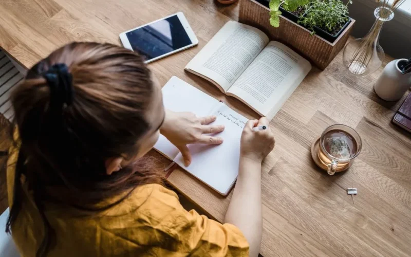 Journaling: 7 Praktycznych Pomysłów, Które Odmienią Twoje Życie