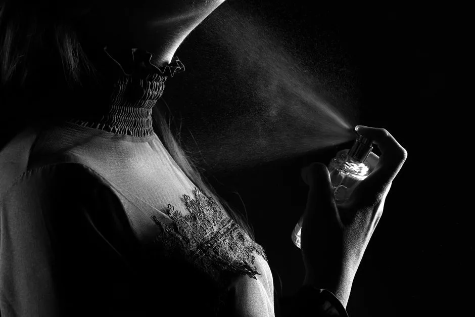 Perfumy do włosów: 10 Najlepszych Zapachów, Które Pielęgnują i Zachwycają