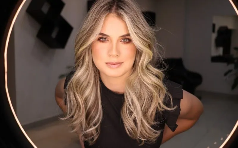 Blond Refleksy na Ciemnym Blondzie: 7 Najlepszych Inspiracji i Porad