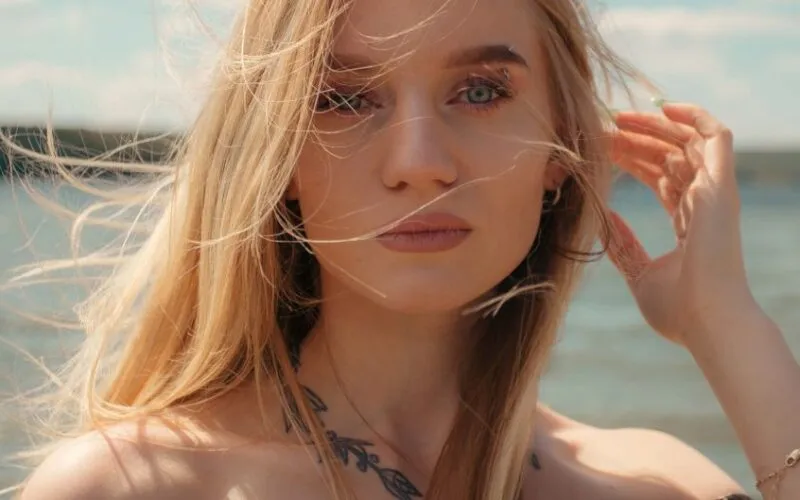 Popielaty Blond Ombre: 7 Sekretów Idealnej Koloryzacji i Pielęgnacji