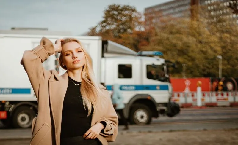 Jak rozjaśniać włosy w domu? 7 Sprawdzonych i Bezpiecznych Sposobów
