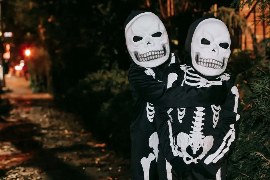 Jak Zrobić Makijaż Diabła na Halloween? Kompletny Poradnik Krok po Kroku