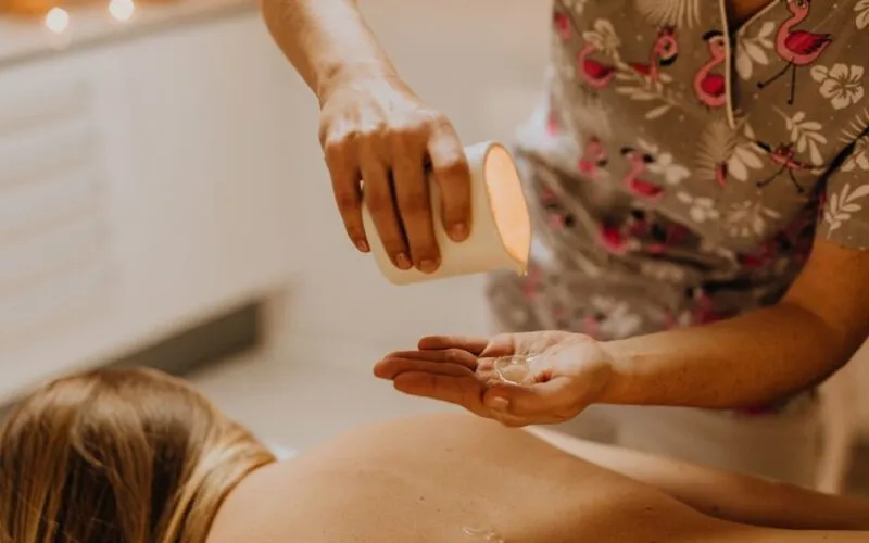 Aromaterapia w Domu: 5 Sprawdzonych Sposobów na Relaks i Energię