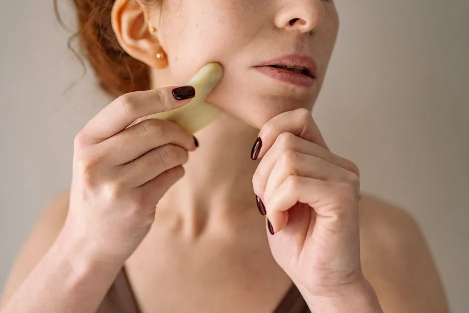 Gua Sha w Domu: Kompletny Poradnik dla Początkujących Krok po Kroku