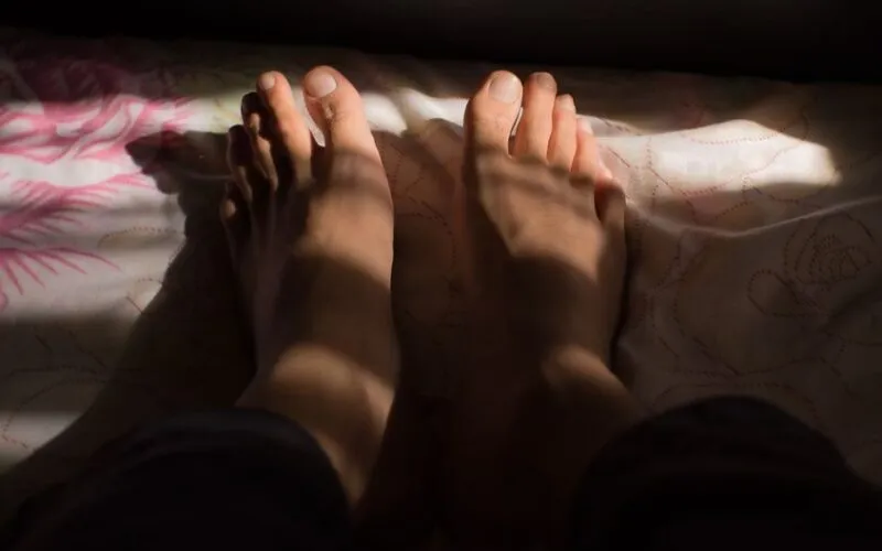 Kompletny przewodnik po pedicure paznokcie u nóg 2026: Trendy i Porady