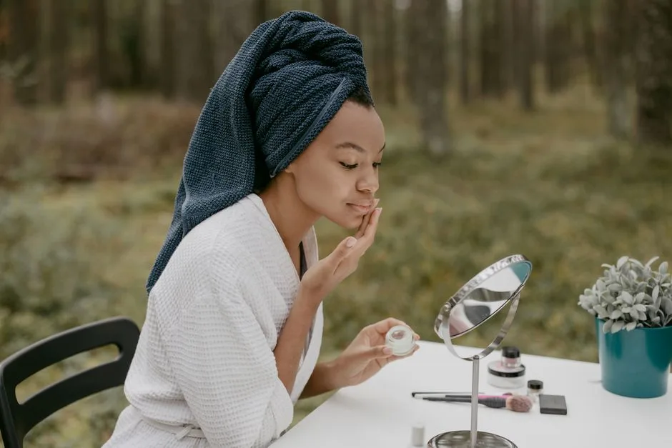 Slow Beauty krok po kroku: Kompletny Poradnik Pielęgnacji w Rytmie Natury