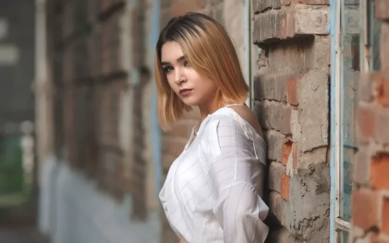 Naturalny blond z refleksami: 7 Sekretów Idealnego Efektu